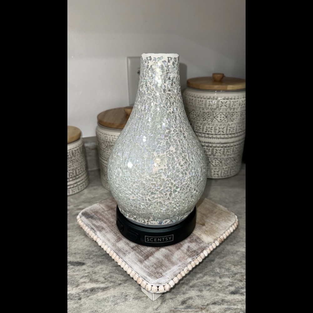 Enchant Scentsy Diffuser